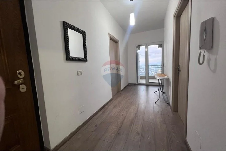 Tirane, jepet me qera 2+1 , 90 m² 900 € (Kompleksi Panorama, Don Bosko, Tiranë)