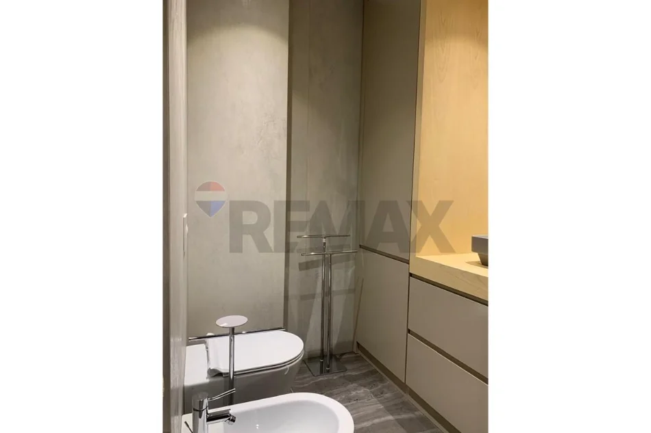 Tirane, jepet me qera apartament , 78 m² 1.101 € (Kompleksi Delijorgji)