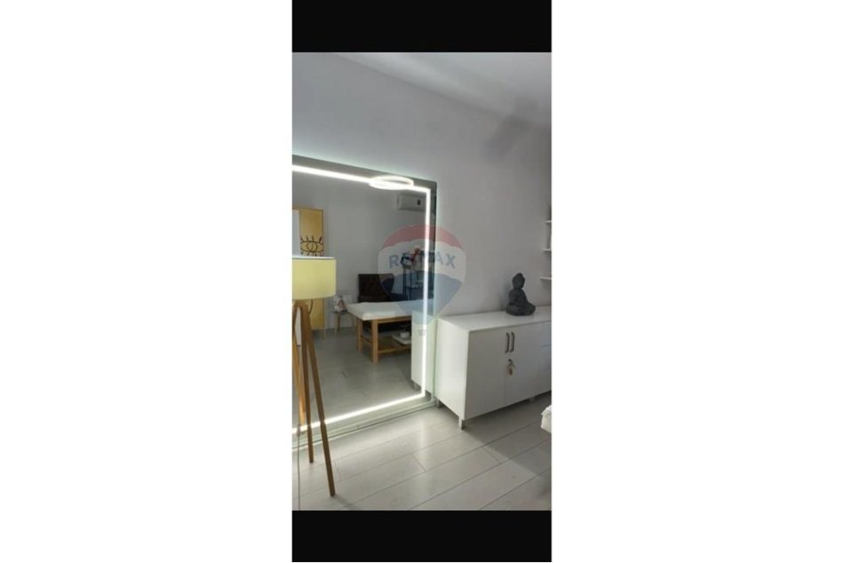 Blloku, jepet me qera ambient biznesi , 40 m². ID: 530391021-66