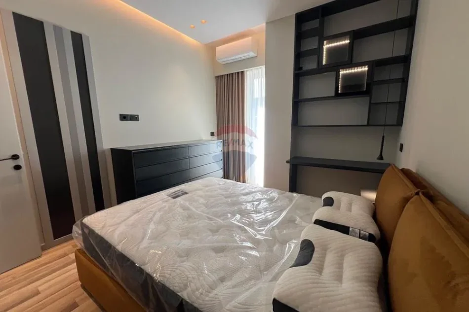 Tirane, jepet me qera apartament 1+1+Ballkon Kati 3, 70 m² 1.300 € (Air Albania)