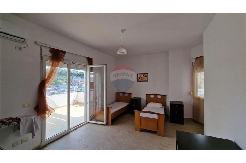 Vlore, shitet apartament 2+1 Kati 5, 155 m² 217.000 € (Blv.Ismail Qmali, Vlore)