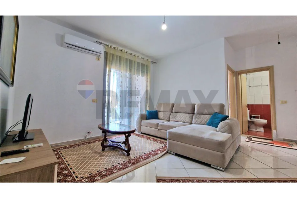 Vlore, shitet apartament 2+1+Ballkon Kati 4, 84 m² 137.000 € (Rruga Sulejman Delvina, Vlorë)