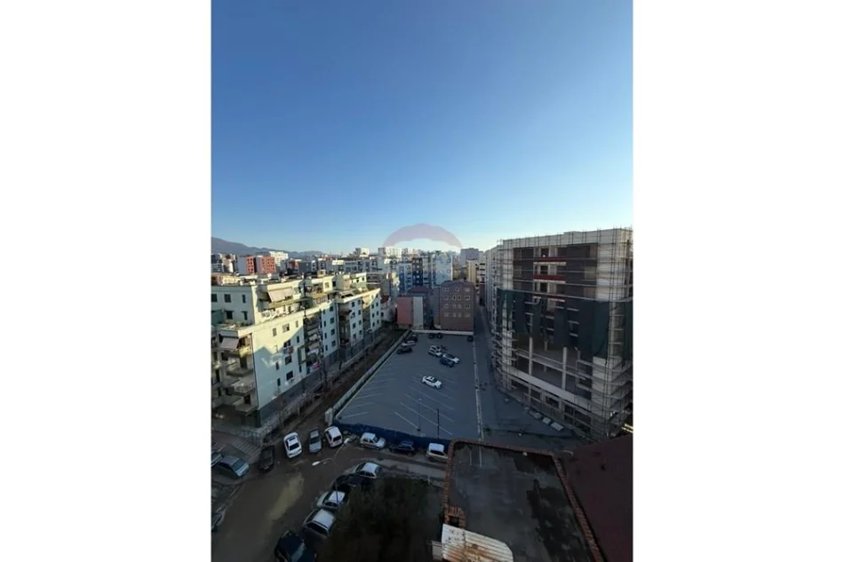 Tirane, shitet apartament , 124 m² 220.000 € 