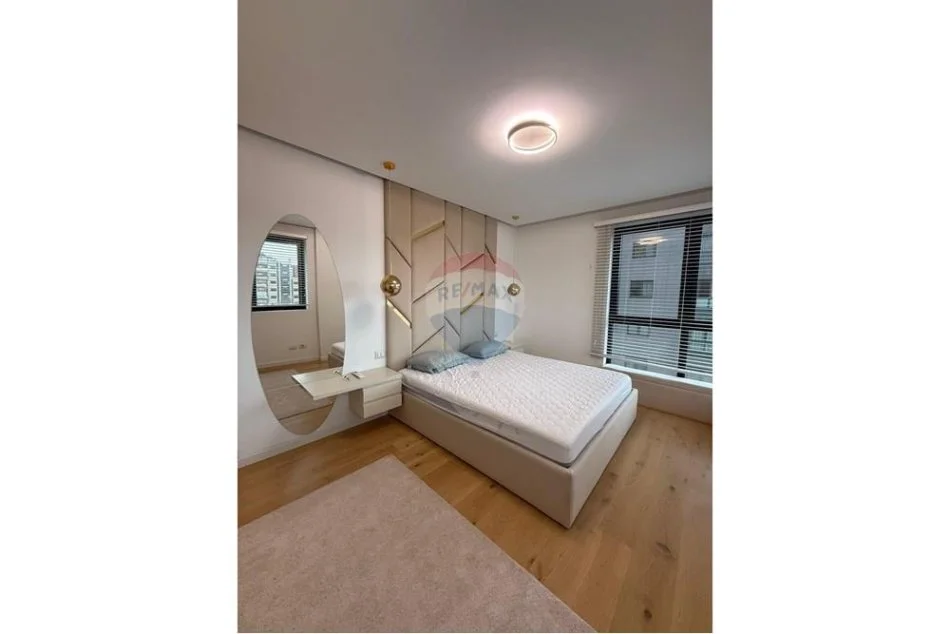 Tirane, jepet me qera apartament 2+1+Ballkon , 85 m² 700 € (Astir)