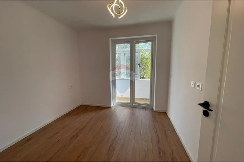Tirane, shitet apartament , 42 m² 132.001 € 