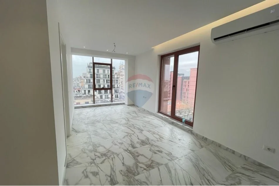 Tirane, shitet apartament , 58 m² 255.000 € 