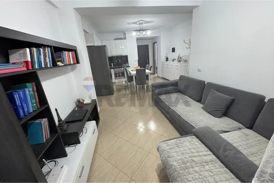 Tirane, shitet apartament , 112 m² 185.000 € 