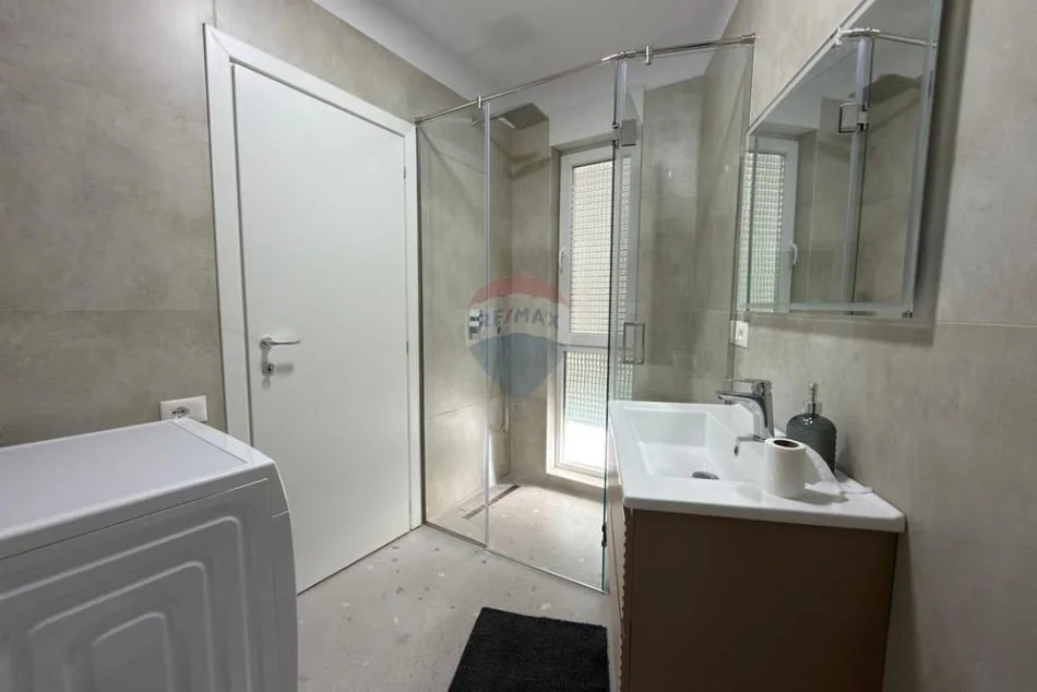 Tirane, shitet apartament 2+1 Kati 2, 90 m² 279.000 € (kontakti)