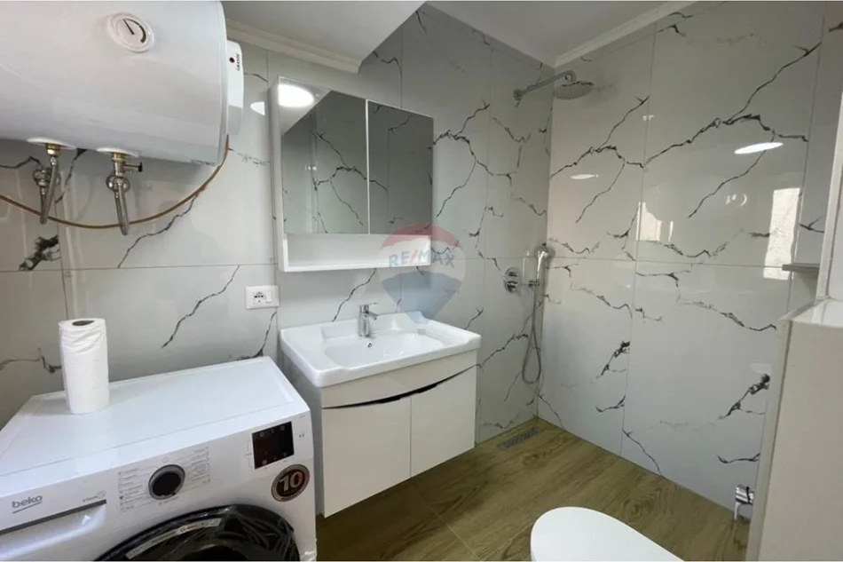 Tirane, shitet apartament , 30 m² 98.000 € 