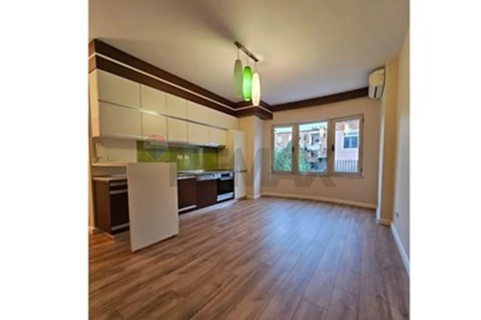 Tirane, shitet apartament 1+1 Kati 3, 66 m² 163.000 € (mine peza)