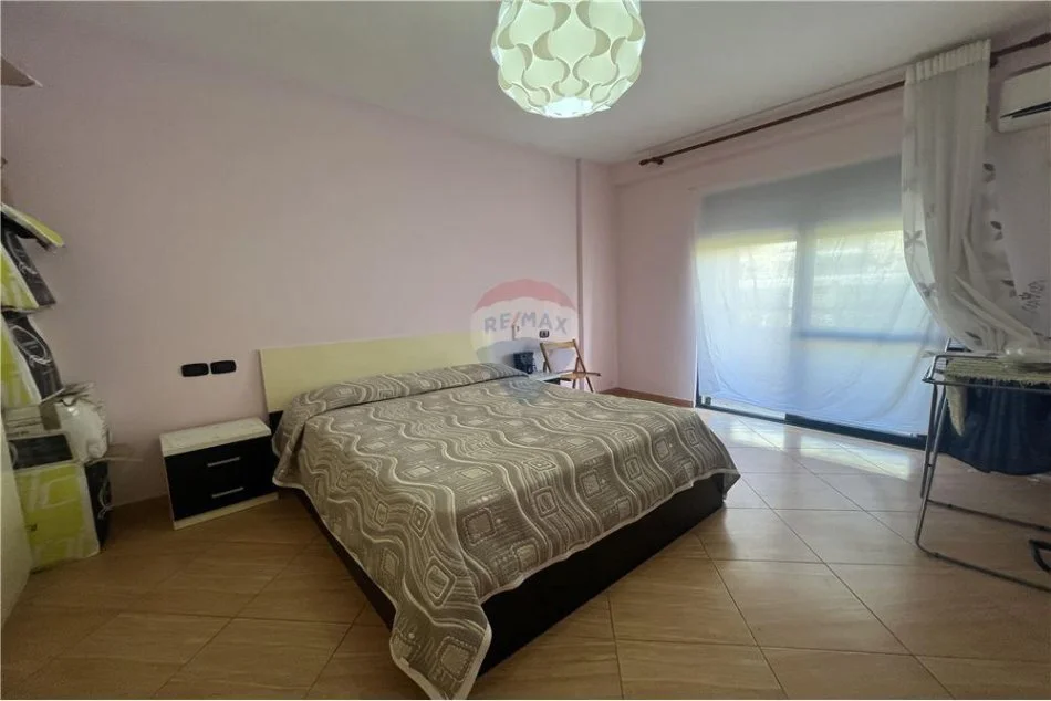 Vlore, shitet apartament Kati 4, 120 m² 138.500 € (Rruga Transballkanike, Vlorë (Përballë AZA))