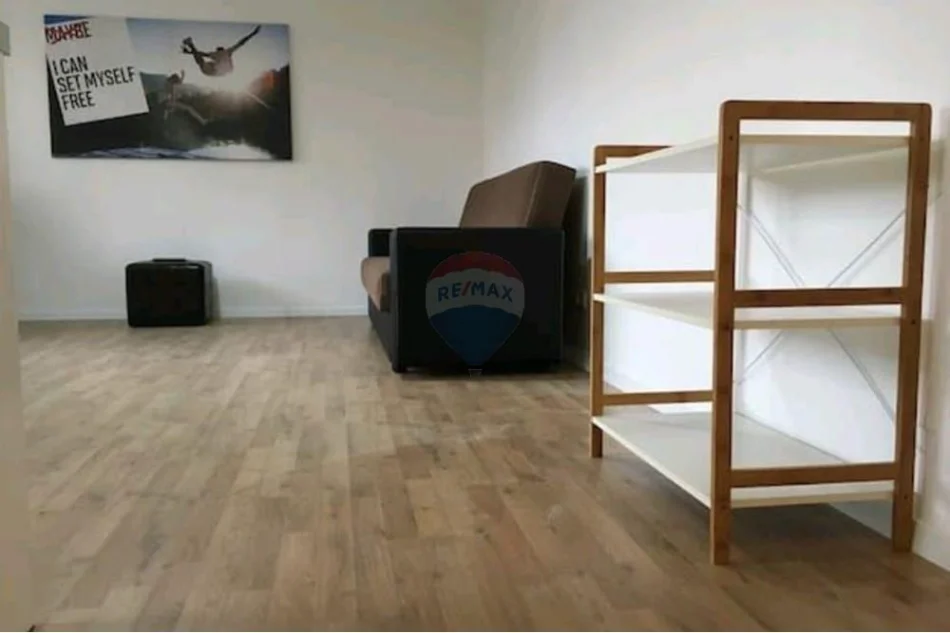 Tirane, jepet me qera apartament 1+1 , 60 m² 619 € 