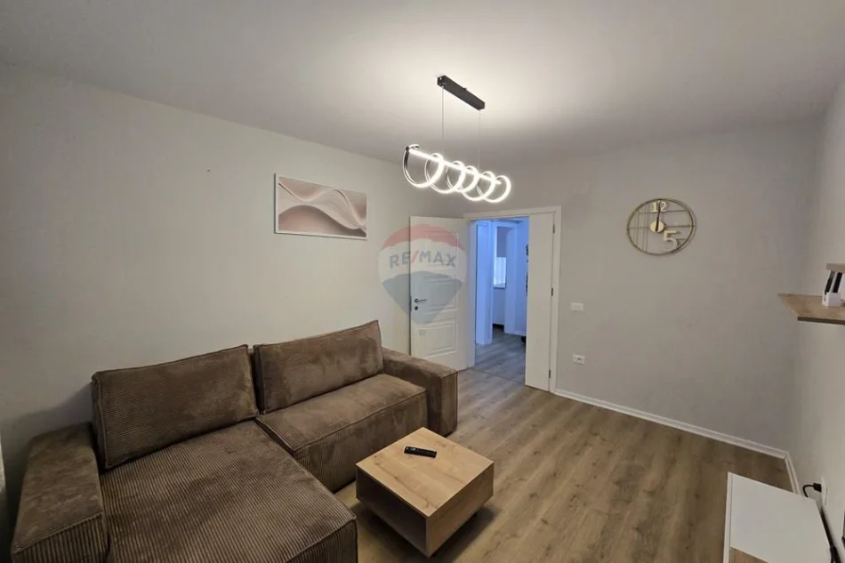Tirane, jepet me qera apartament , 58 m² 850 € 