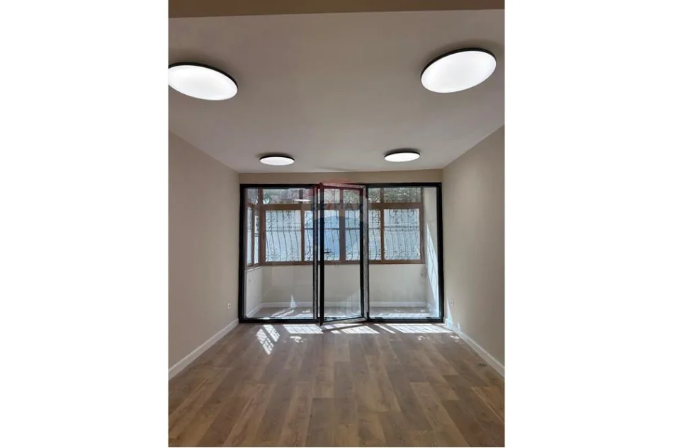 Tirane, shitet apartament , 110 m² 252.000 € (Rruga Margarita Tutulani, Tiranë)