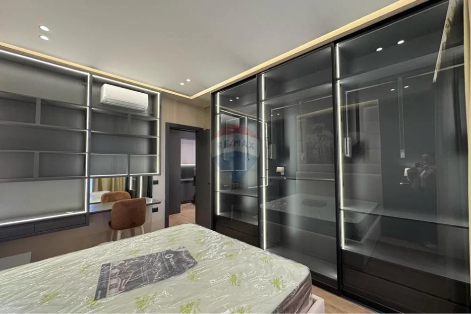 Tirane, jepet me qera apartament , 73 m² 950 € 