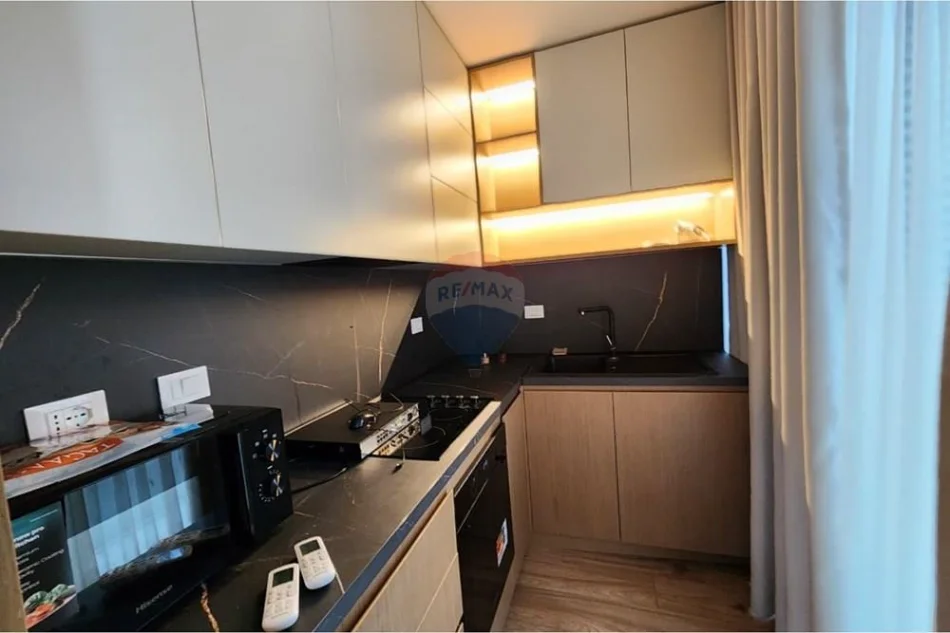 Tirane, jepet me qera apartament , 125 m² 1.600 € 