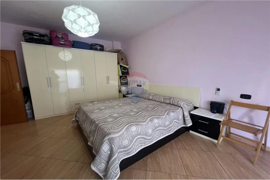 Vlore, shitet apartament Kati 4, 120 m² 138.500 € (Rruga Transballkanike, Vlorë (Përballë AZA))