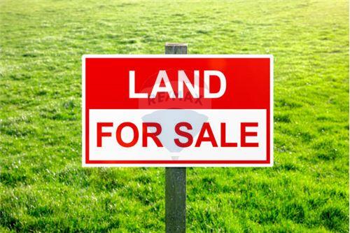 Tirane, shes truall 700 m² 45.500 Euro (Picalle, Arbane)