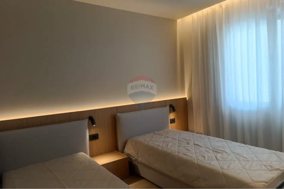 Tirane, jepet me qera apartament 2+1+Ballkon , 1.200 € (rruga e kosovareve)