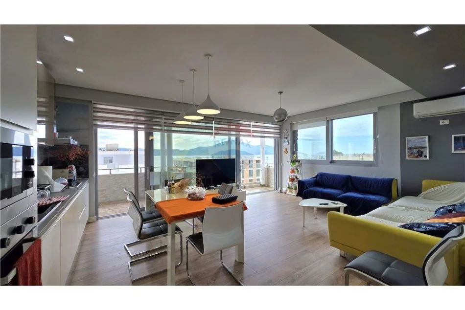 Radhime - Orikum, shitet apartament 2+1 Kati 5, 110 m² 330.000 € (Rradhimë, Vlorë)