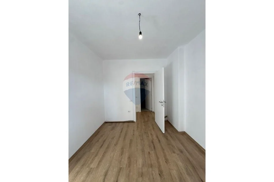 Tirane, shitet apartament , 87 m² 168.750 € 