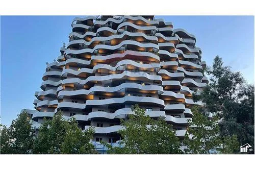 Tirane, shitet apartament 3+1 Kati 8, 266 m² 1,000,000 € (Rruga e Elbasanit, Shqipëri)