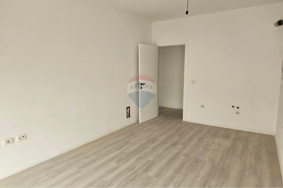Tirane, jepet me qera , 520 € 