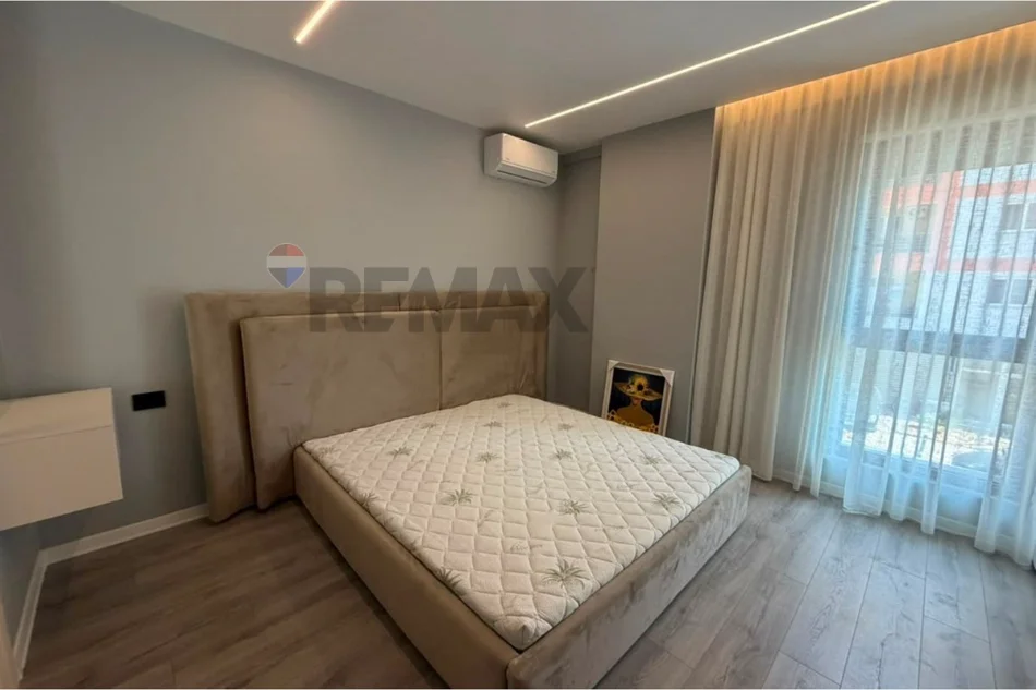 Tirane, jepet me qera apartament 1+1+Ballkon Kati 1, 70 m² 60.000 € (Bulevardi i Ri)
