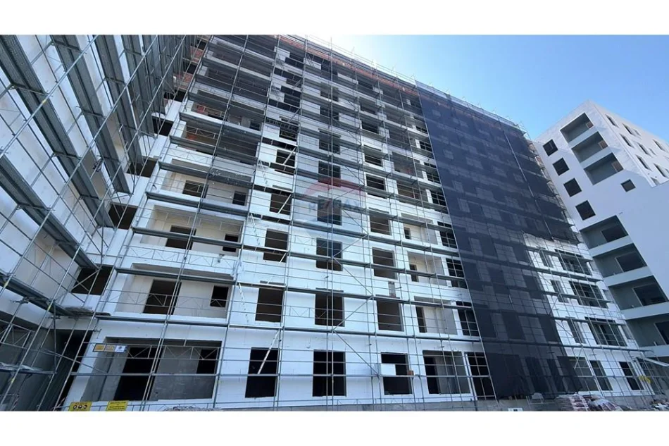 Tirane, shitet apartament 3+1+Ballkon Kati 8, 107 m² 91.000 € (Kamez)