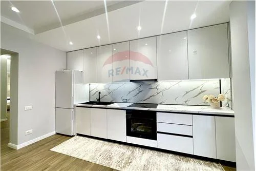 Tirane, jepet me qera apartament 1+1 Kati 2, 85 m² 830 € (Rruga e Durrësit, Shqipëri)