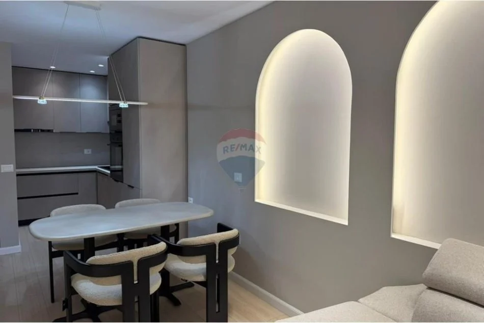 Tirane, shitet apartament 2+1 Kati 8, 112 m² 320.000 € (Ish Ekspozita, Tiranë(ID: 530491011-176)