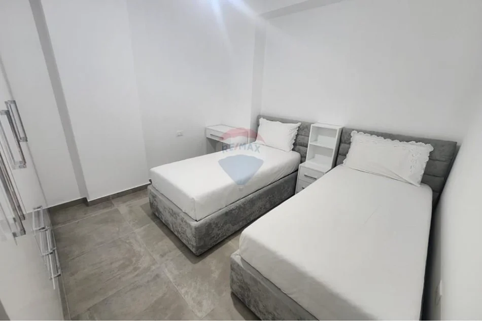 Tirane, shitet apartament 2+1 , 84 m² 155.000 € (paskuqan)