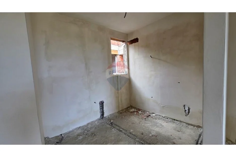 Radhime - Orikum, shitet apartament 2+1 Kati 4, 96 m² (Orikum, Vlore)