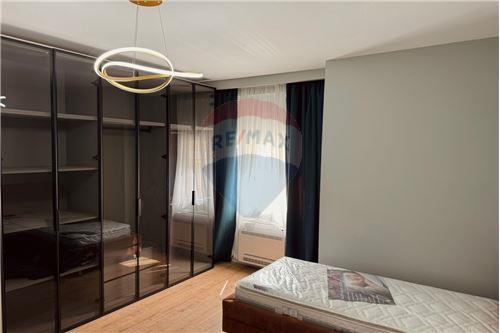 Tirane, jepet me qera apartament 2+1 , 128 m² 1.000 € (Lunder, Shqipëri)