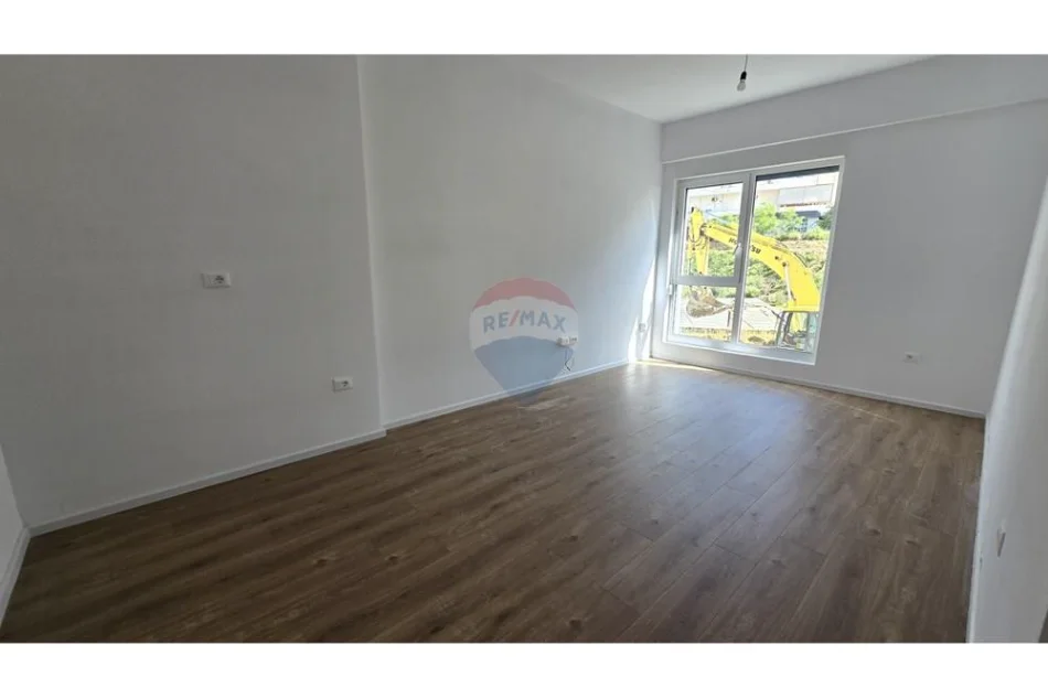 Tirane, shitet apartament , 57 m² 86.000 € 