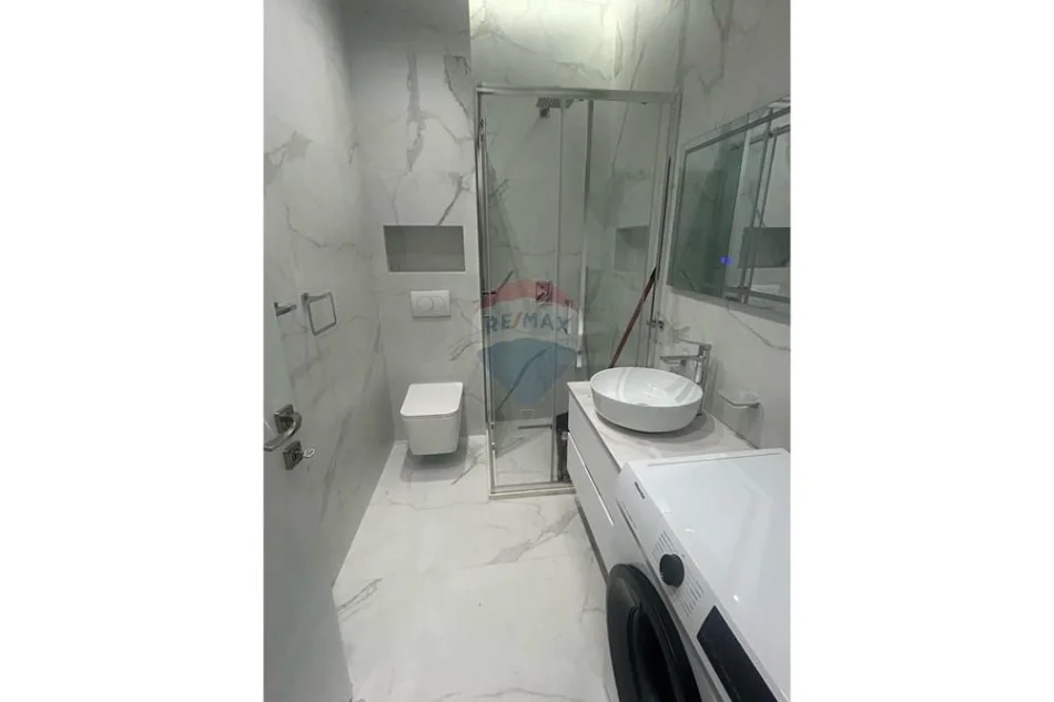 Tirane, shitet apartament 2+1 , 117 m² 340.000 € 