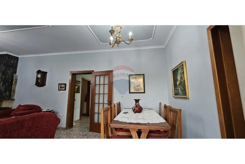 Tirane, jepet me qera apartament 3+1 , 125 m² 800 € (Rruga Mihal Grameno, Rruga e Elbasanit, Tiranë)