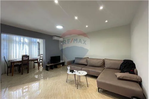Tirane, jepet me qera apartament 1+1 Kati 4, 60 m² 400 € (Brryli - Materniteti i Ri, Shqipëri)