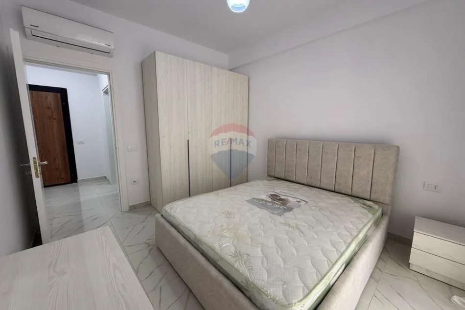 Tirane, jap me qera apartament 1+1+Aneks+Ballkon Kati 4, 63 m² 45,000 all  (urban gate)