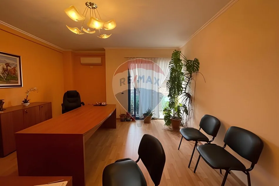 Tirane, jepet me qera apartament 1+1 Kati 0, 75 m² 600 € (Stadiumi Dinamo)
