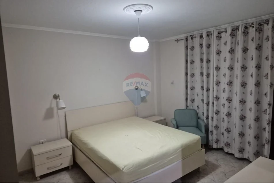 Tirane, jepet me qera apartament , 70 m² 567 € (Rruga Frosina Plaku, Tiranë)