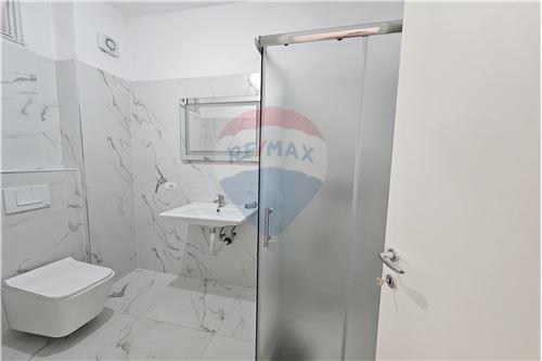Tirane, jepet me qera 2+1 , 97 m² 600 € (Don Bosko, Shqipëri)