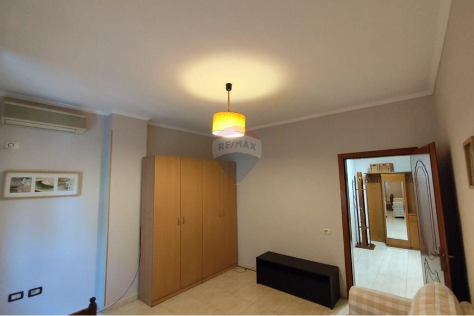 Tirane, shitet apartament 2+1+Ballkon Kati 3, 102 m² 199.000 € (Rruga Ali Demi, Tiranë (ID: 530551001-145)