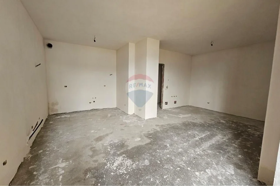 Tirane, shitet apartament , 121 m² 229.502 € 