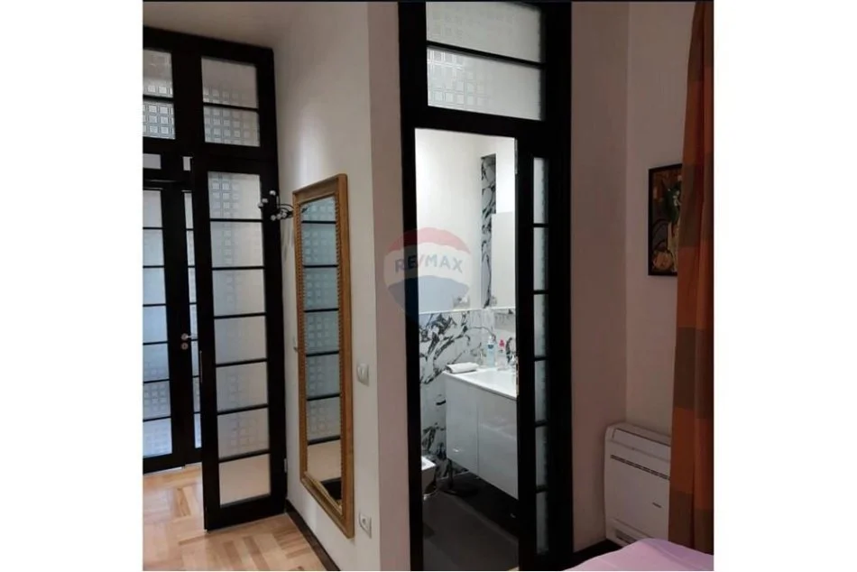 Tirane, jepet me qera apartament 2+1+Ballkon , 100 m² 730 € (Kodra e Diellit)