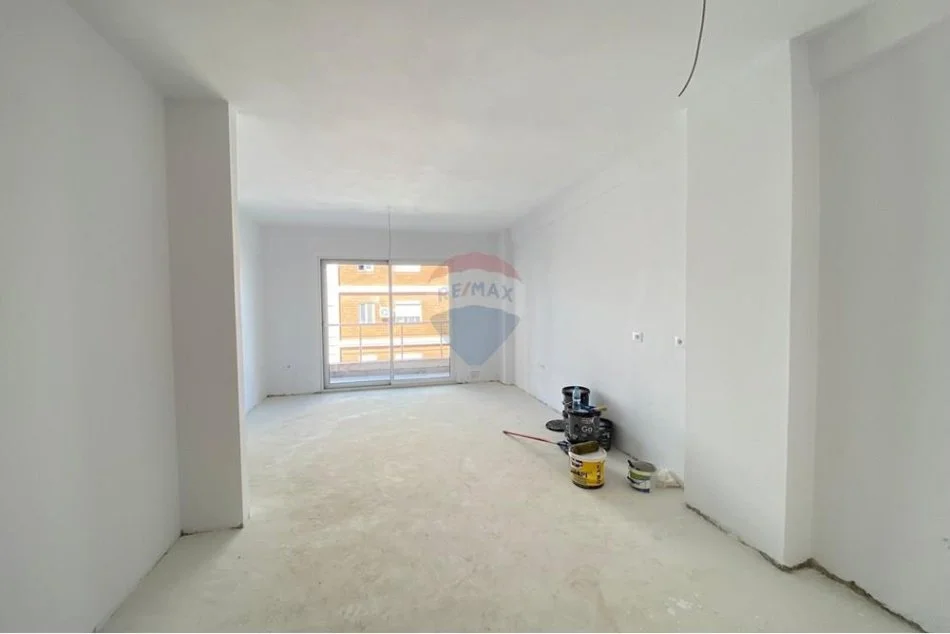Tirane, shitet apartament 2+1 , 92 m² 130.000 € (Rruga Sotir Caci, Tiranë)