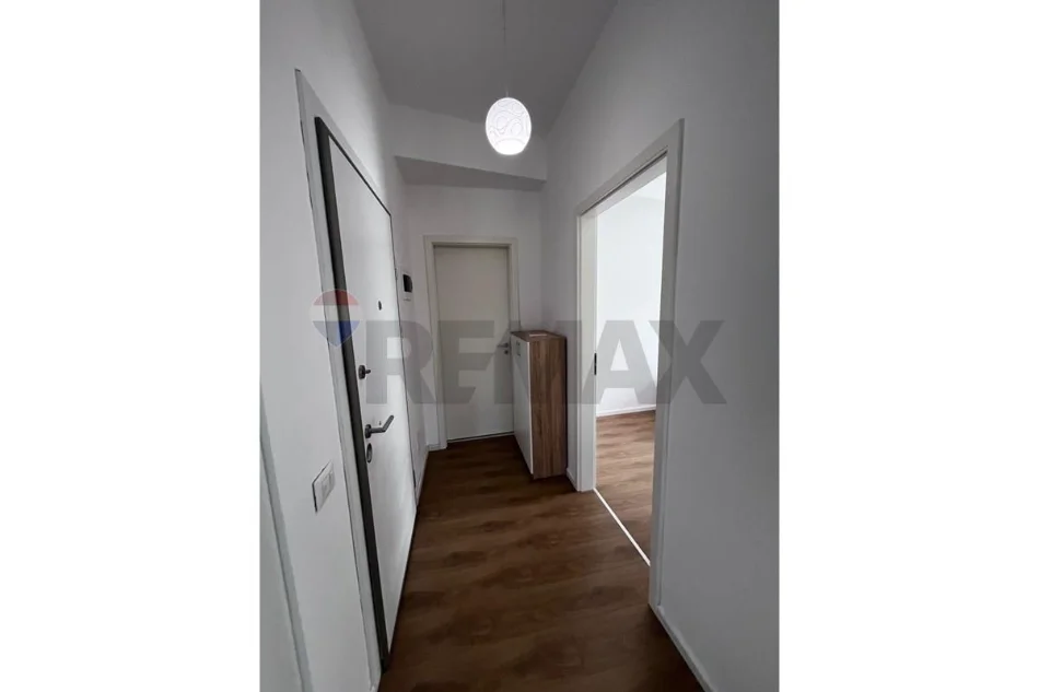 Tirane, shitet apartament , 75 m² 134.000 € 