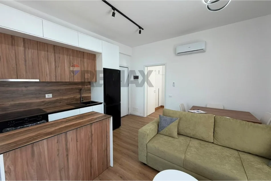 Tirane, jepet me qera apartament 1+1 Kati 2, 65 m² 400 € (Rezidenca Oxa, Fresk)