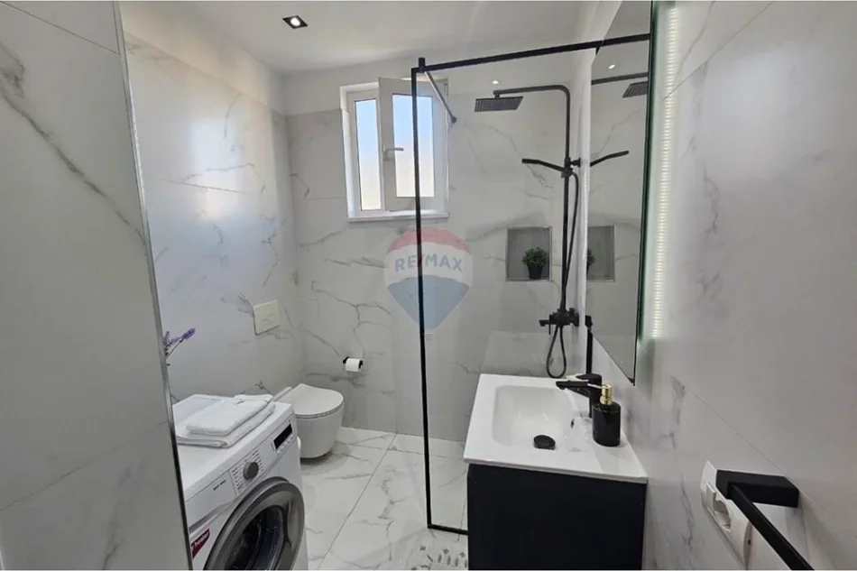 Tirane, jepet me qera apartament , 70 m² 729 € 