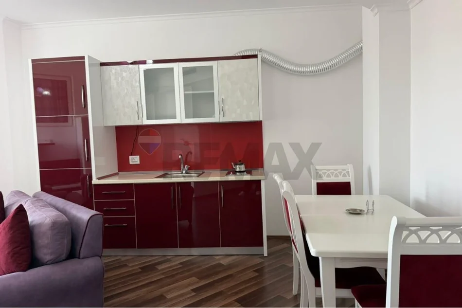 Tirane, shitet apartament , 83 m² 121.370 € 